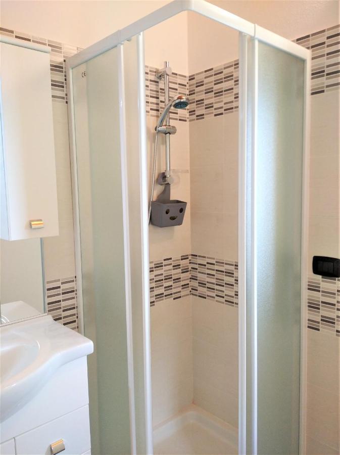 Casa Betty Apartment Бавено Екстериор снимка